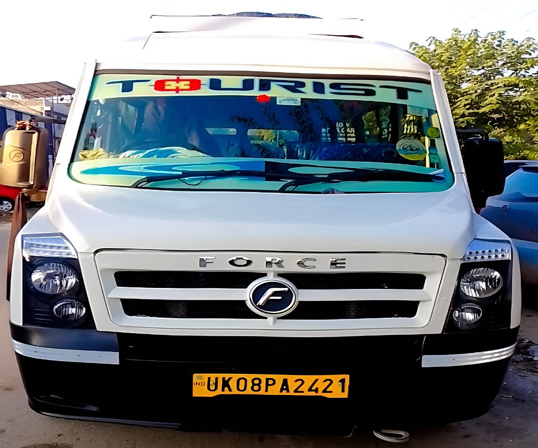 Tempo Traveller 17 Seater